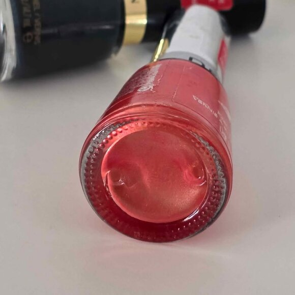 Revlon Nail Polish set of 2 Orange and Balck - Picture 6 of 7